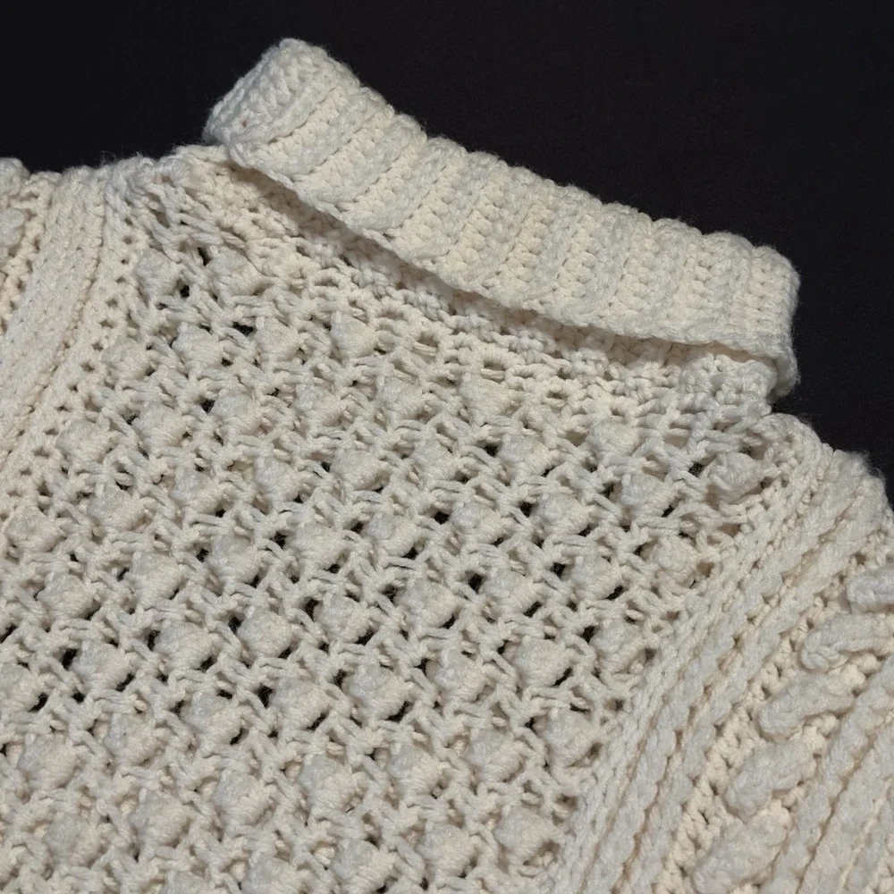 Knit Hand Made Ivory Beige Cream Cable Knit Fisherman Turtle Neck SWEATER Medium